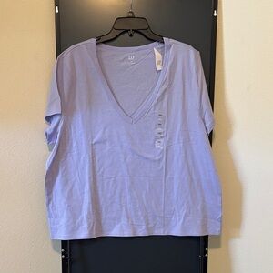 GAP Lavender V-Neck Short Sleeve Tee - Light Purple